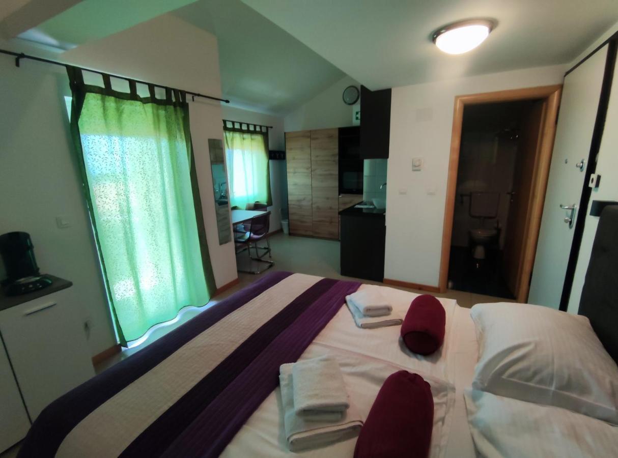 Apartments Pongrac Cres Dış mekan fotoğraf