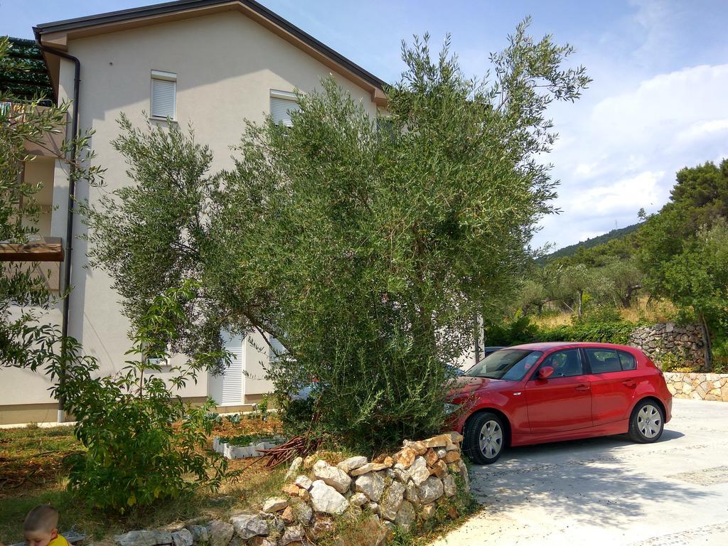 Apartments Pongrac Cres Dış mekan fotoğraf