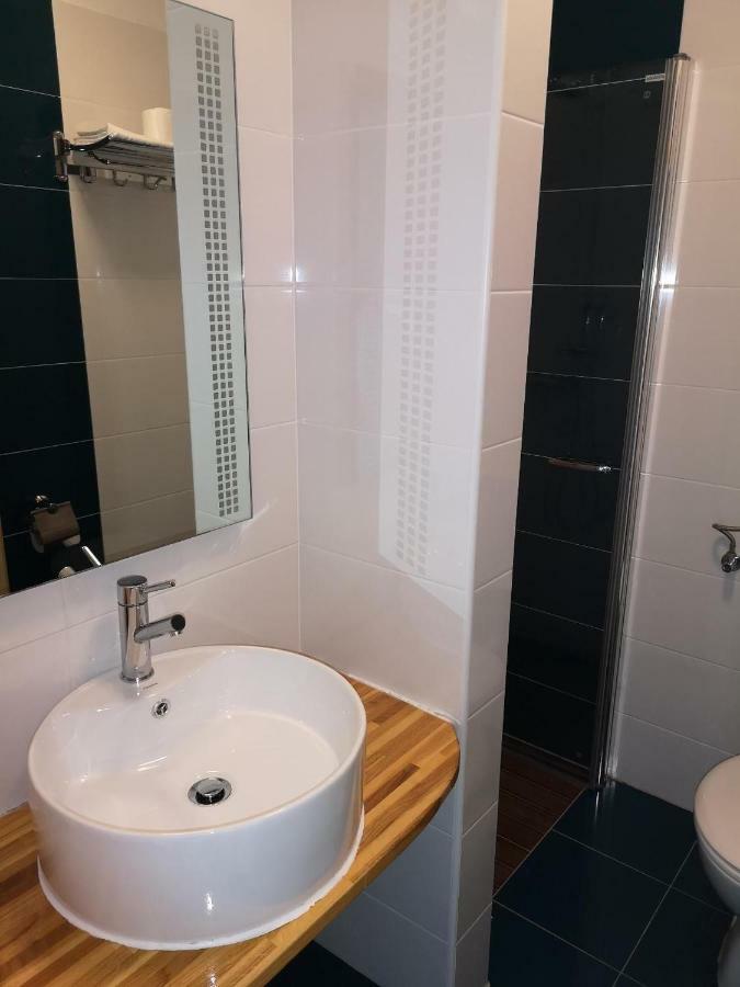Apartments Pongrac Cres Dış mekan fotoğraf
